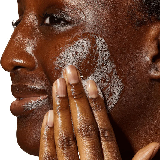 CeraVe Sa Smoothing Cleanser For Dry Rough Bumpy Skin 236Ml